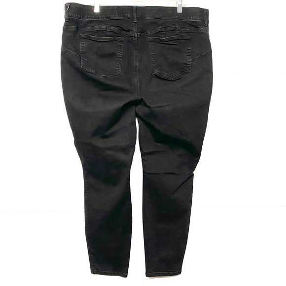 Torrid Bombshell Skinny Premium Stretch Jean - Picture 12 of 13